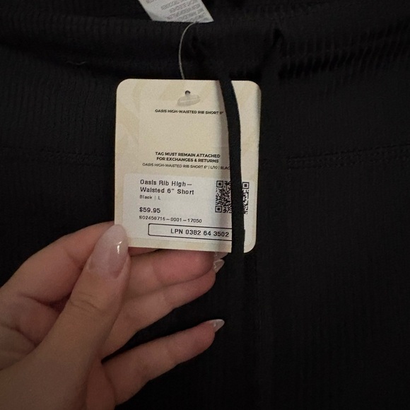 Fabletics Oasis Rib High-Rise 6” Shorts - Picture 7 of 7